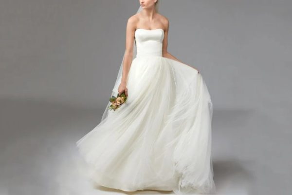 Wedding dresses under 600